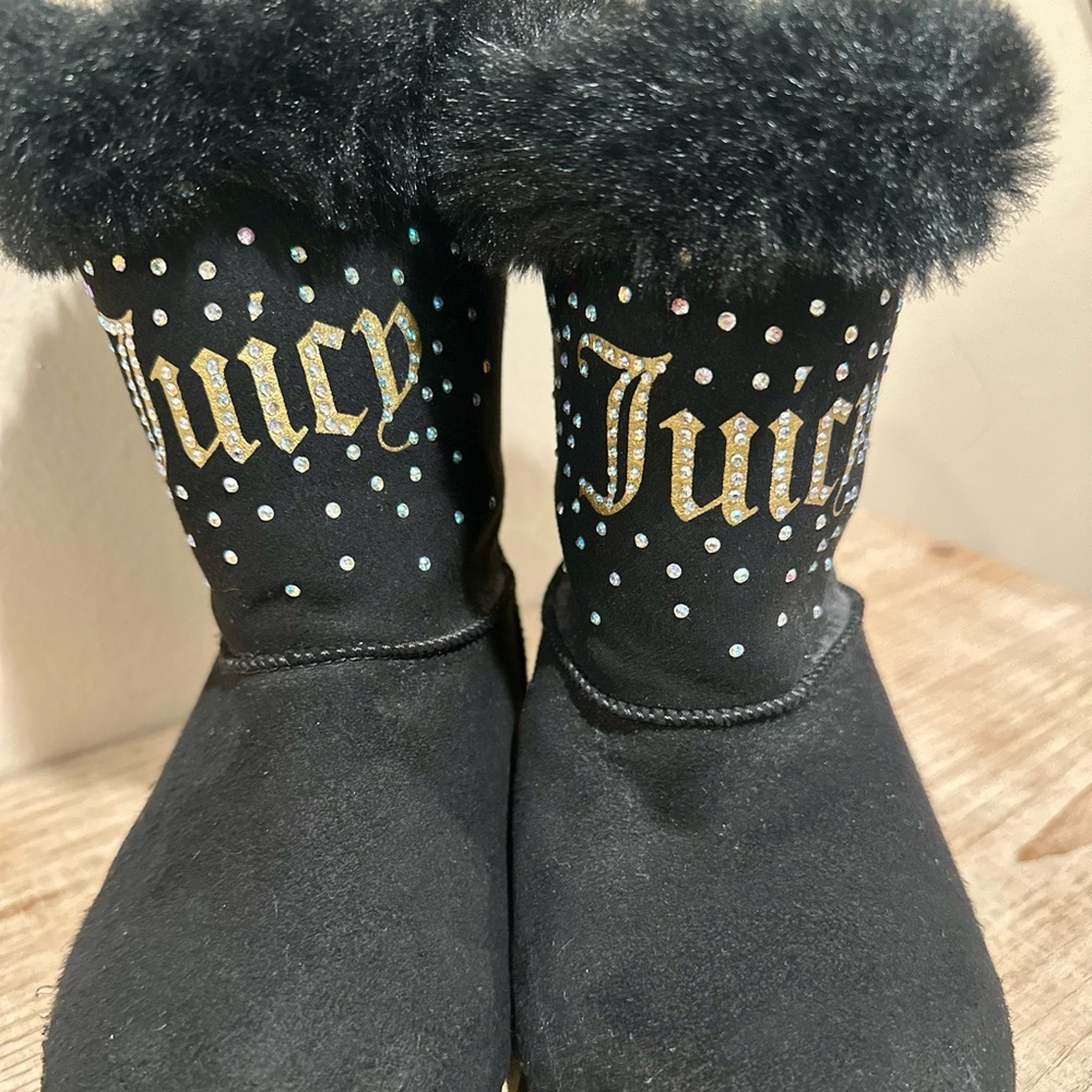 Juicy Couture Big Girl Rhinestone Black Fur Boots